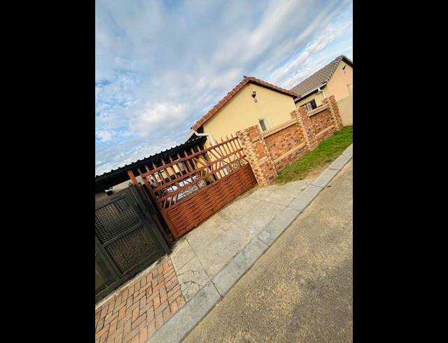 3 BEDROOM HOUSE FOR SALE IN WINDMILL PARK